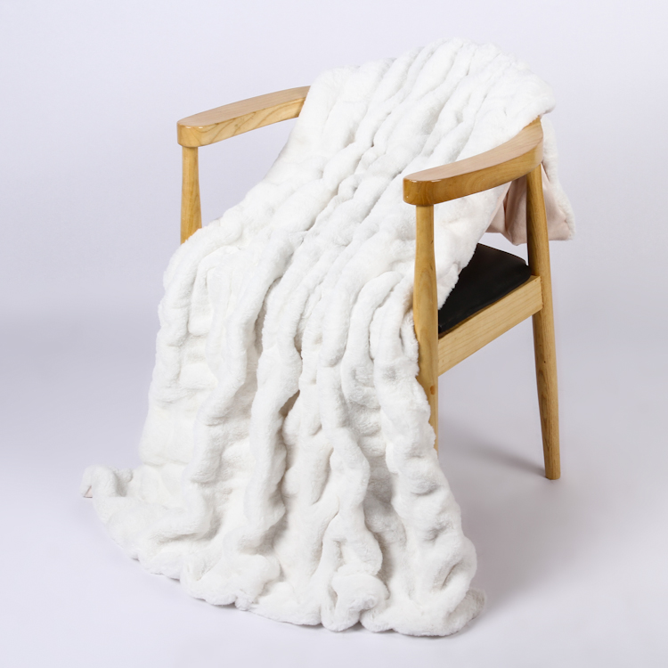 Anti-pulling Cobijas China Printing Fake Rabbit Fur Fleece Blankets Whole Sale 