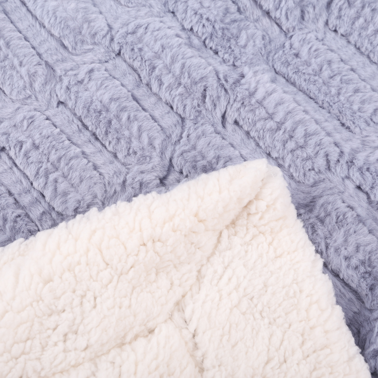 Luxury Designer Pv Fleece Sherpa Soft Winter Bed Blankets Supplier 